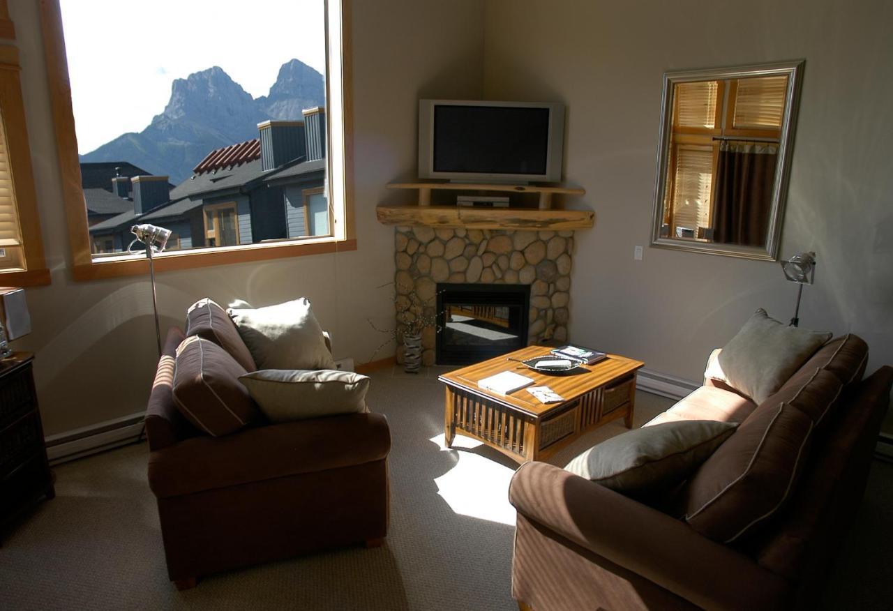 Apartment 407, Contemporary Decor Canmore Exteriér fotografie