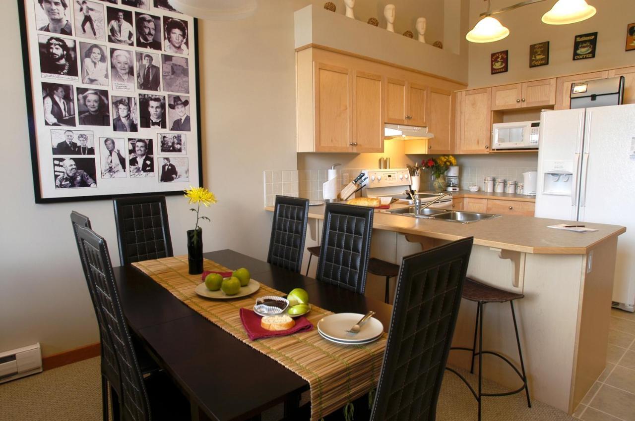 Apartment 407, Contemporary Decor Canmore Exteriér fotografie