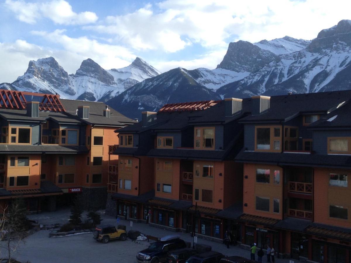 Apartment 407, Contemporary Decor Canmore Exteriér fotografie